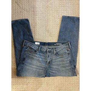 GAP 1969 Sexy Boyfriend Jeans 12/31